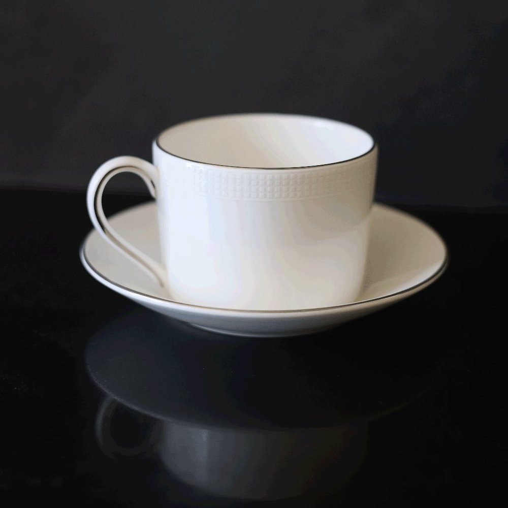 Vera Wang Blanc sur Blanc cup saucer